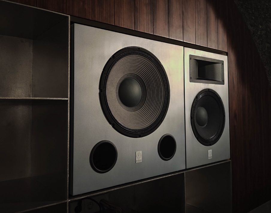 perujo-audio-accent-hub-5