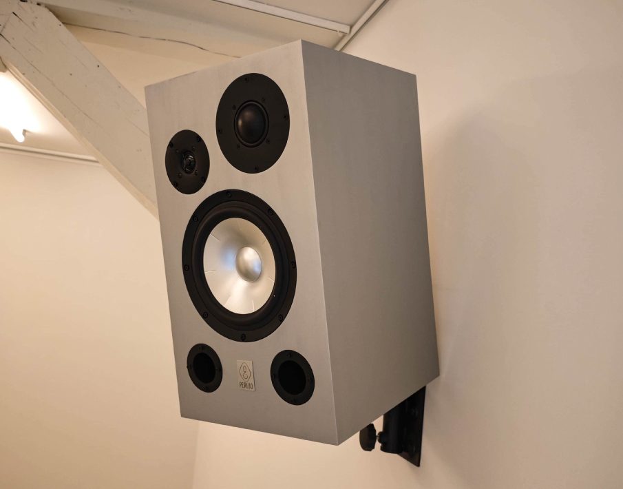 perujo-audio-accent-hub